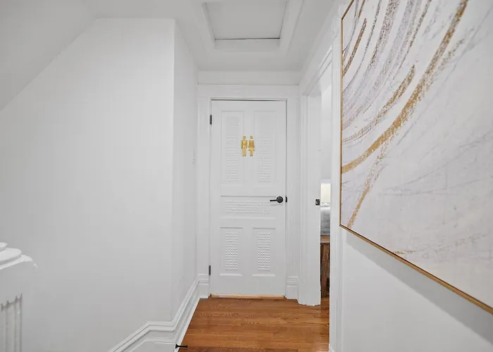 Shadyside, 3a Modern And Spacious Private Bedroom With Shared Bathroom And Free Parking *