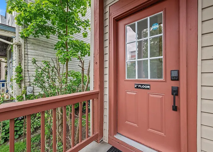 Shadyside, 3a Modern And Spacious Private Bedroom With Shared Bathroom And Free Parking Pittsburgh