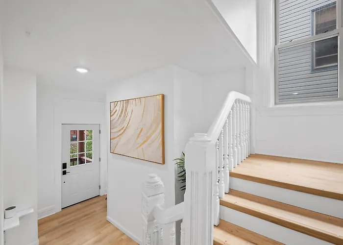 Homestay Shadyside, 3a Modern And Spacious Private Bedroom With Shared Bathroom And Free Parking Pittsburgh